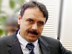 کمال نبیزاده