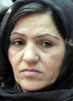 مریم کوفی خواهر فوزیه کوفی