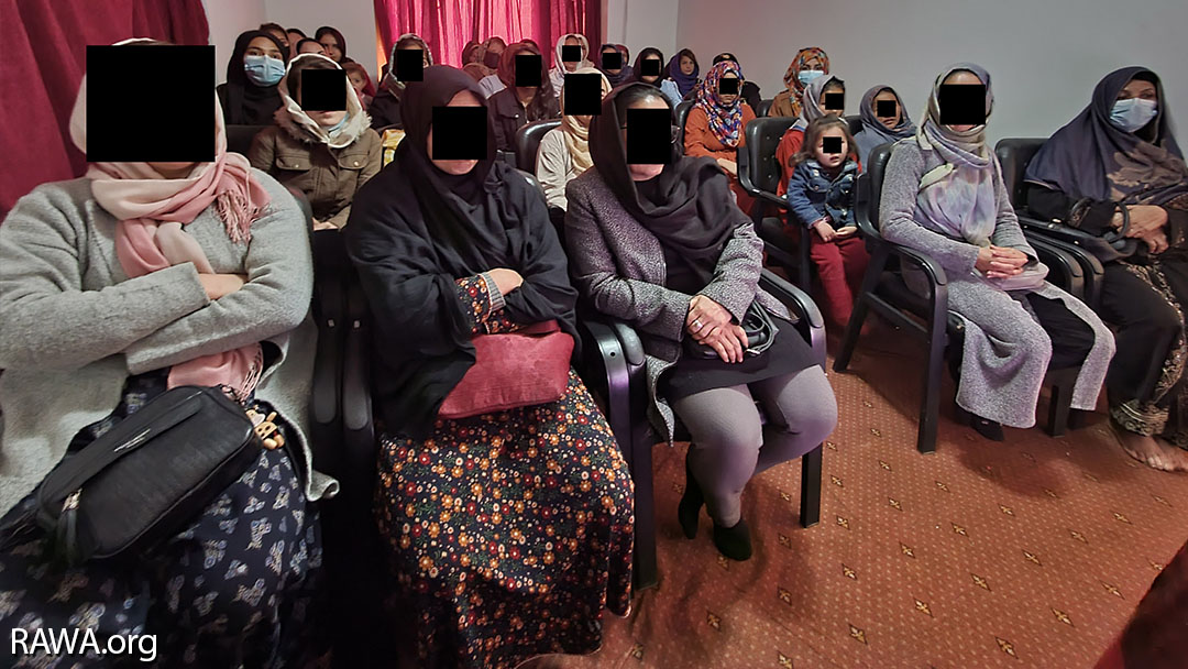 محفل «راوا» به مناسبت روز جهانی محو خشونت علیه زنان